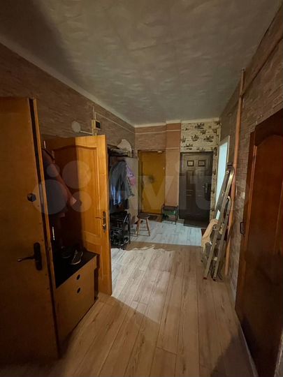 Комната 24 м² в 4-к., 2/3 эт.