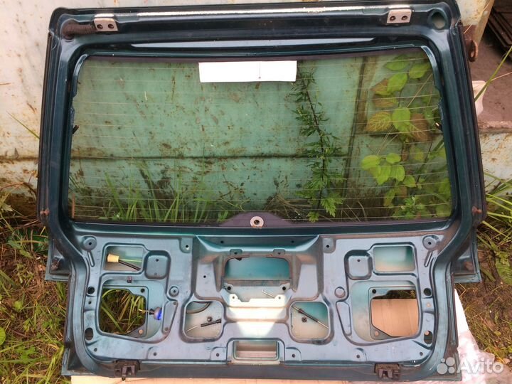 Дверь задняя багажника audi 80 b4 avant 1992 г.в