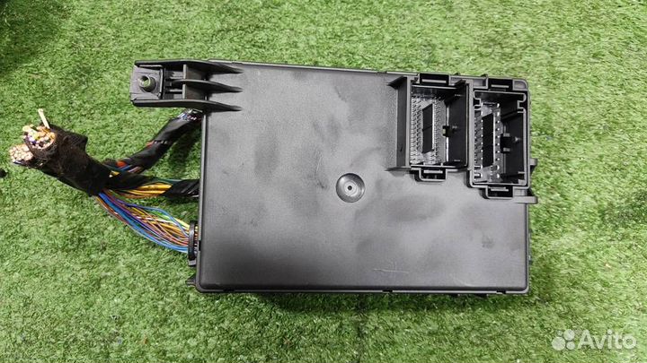 Блок предохранителей Opel Corsa D 2011