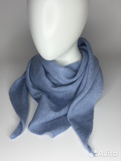 Бактус вязаный из мериноса