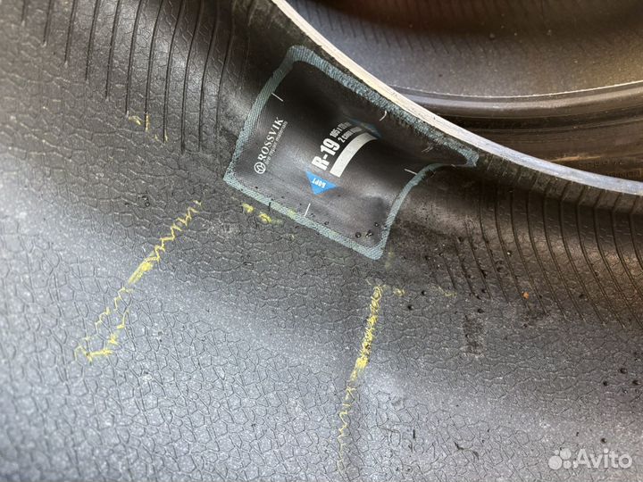 Continental ContiVikingContact 7 245/45 R19 T