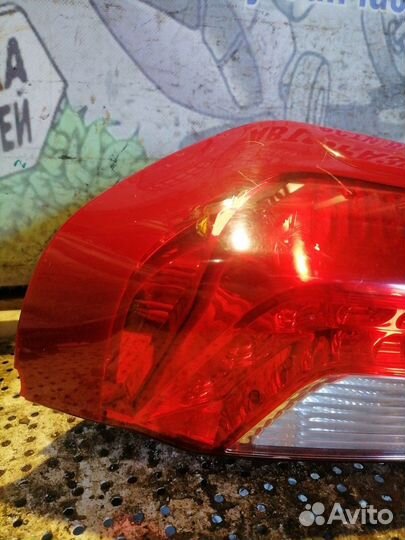 Фонарь задний левый Nissan X-Trail