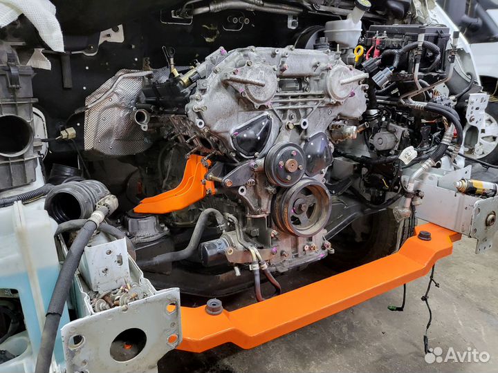 Крепеж для установки VQ35de в Ford Transit