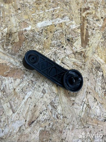 Ручка стеклоподъемника задняя Peugeot 206 206 1.4