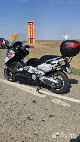 Yamaha T-MAX 500