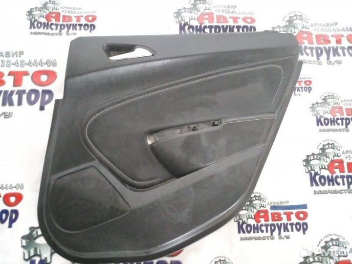 Обшивка боковой двери задняя правая Opel Astra J