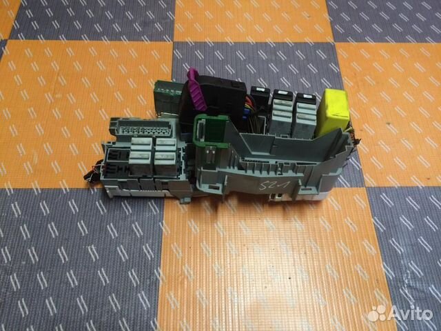 Блок реле Опель Корса Ц