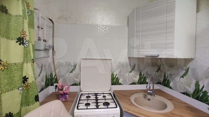 2-к. квартира, 43 м², 1/2 эт.