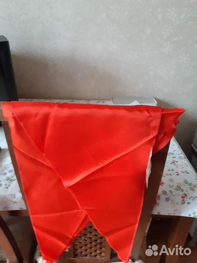 Галстук пионерский новый