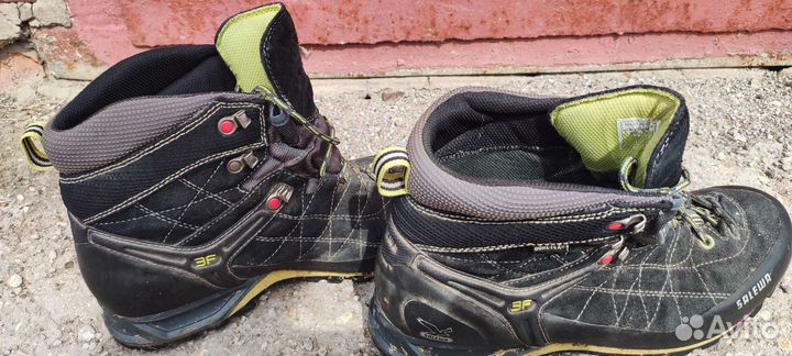 Треккинговые ботинки Salewa MTN Trainer Mid GTX