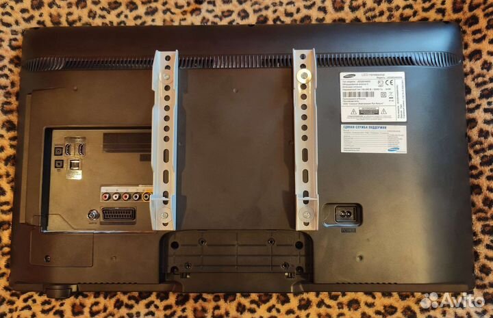 Телевизор Samsung UE32EH4000W