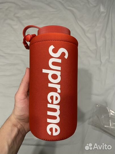 Спортивная бутылка для воды Supreme оригинал фляга