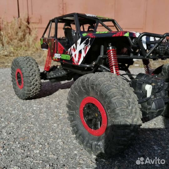 Машина радио управляемая. Cross-Country