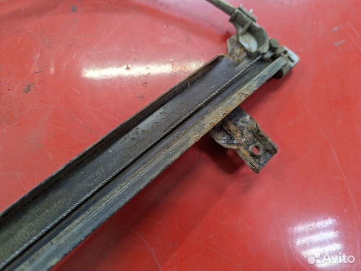 Стеклоподъемник задний правый Volkswagen Pointer