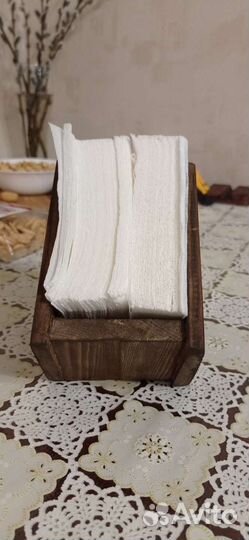 Салфетница дерево