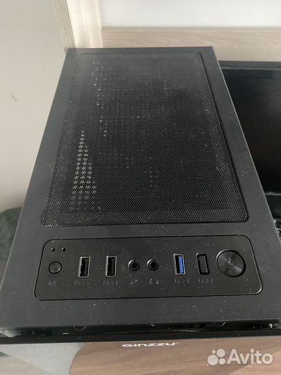 Продам системник на Ryzen 3