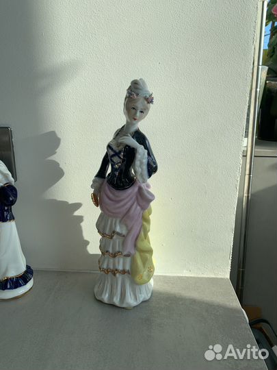 Фарфоровые статуэтки