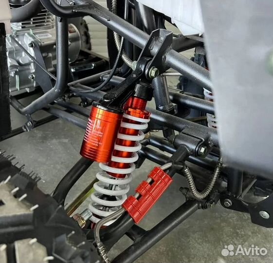 Квадроцикл Grizzly 250cc красный