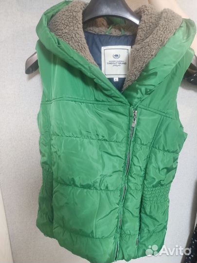Жилетка женская утепленная