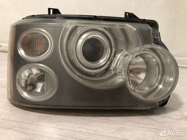 Фара Land Rover Range Rover Vogue L322