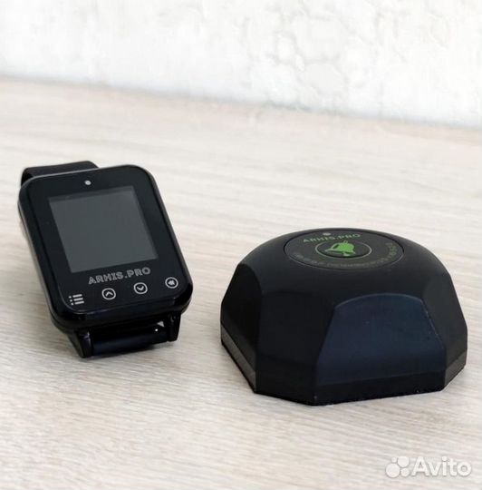 Кнопка вызова персонала, официанта Бургер и часы