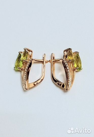 Золотые серьги 4,55 гр 585