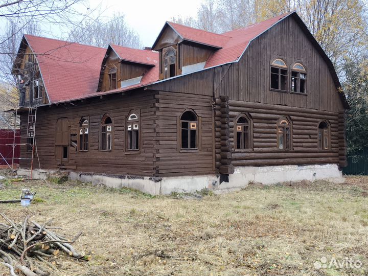 Покраска деревянного дома