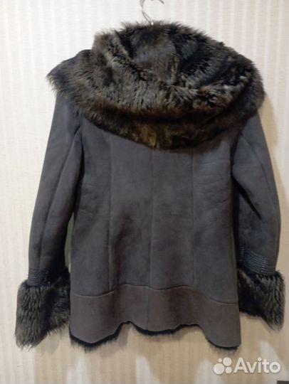 Дубленка женская La Reine Blanche