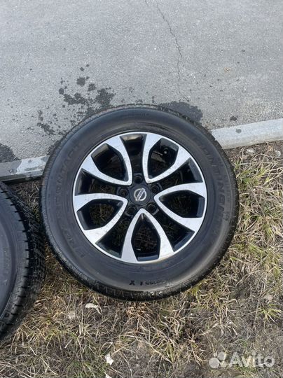 Колеса 215/65/16 continental