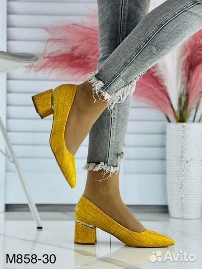 Обувь женская 39 размер новая