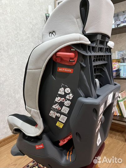 Детское автокресло