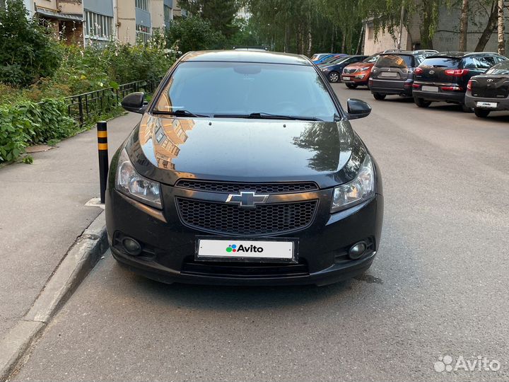 Chevrolet Cruze 1.6 МТ, 2011, 200 000 км