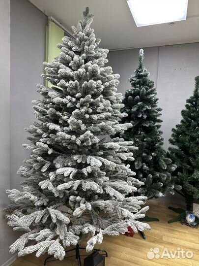 Ёлка литая снежная