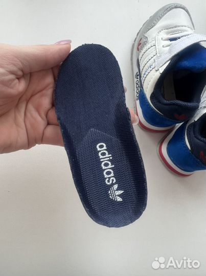 Кроссовки adidas 21-22