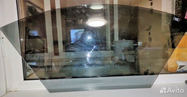 Полка из толстого темного стекла 6мм