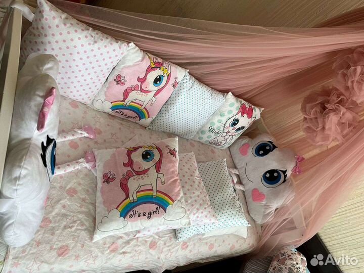 Комплект бортиков для девочки