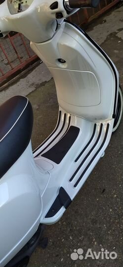 Vespa LX 150
