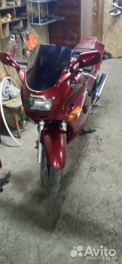 Zzr250
