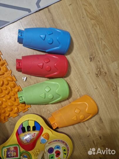 Развивающий столик fisher price