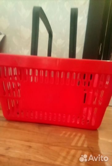 Корзина с ручками