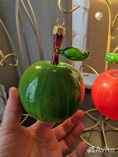 Елочные игрушки яблоки