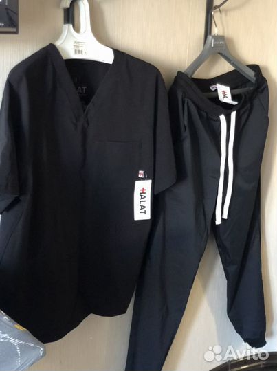 Мужской медицинский костюм