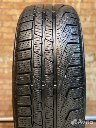 Pirelli Winter Sottozero 210 Serie II 225/50 R17