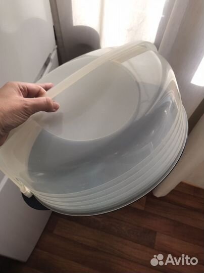 Тортница с крышкой Tupperware