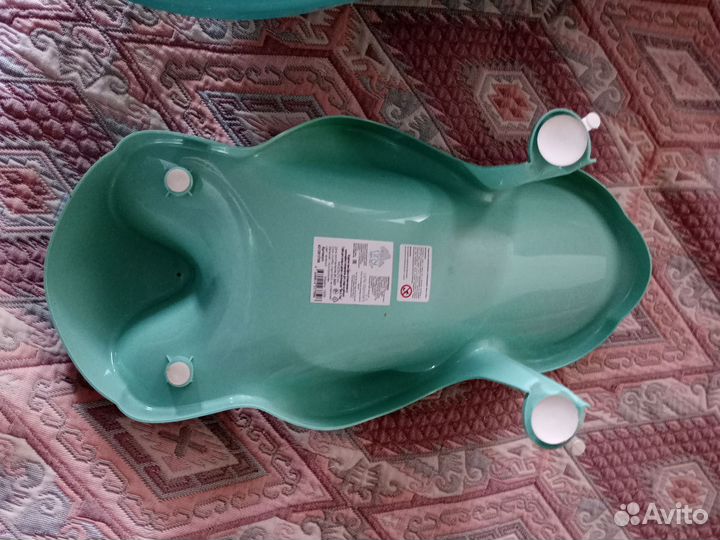 Ванночка с горкой для купания новорожденного