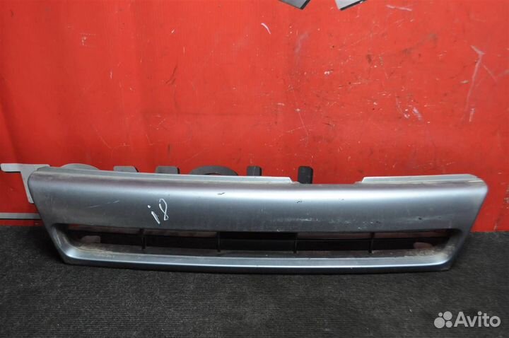 Решетка радиатора nissan sunny california wfny10