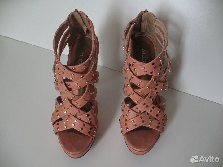 Босоножки женские Р.39 \aldo\