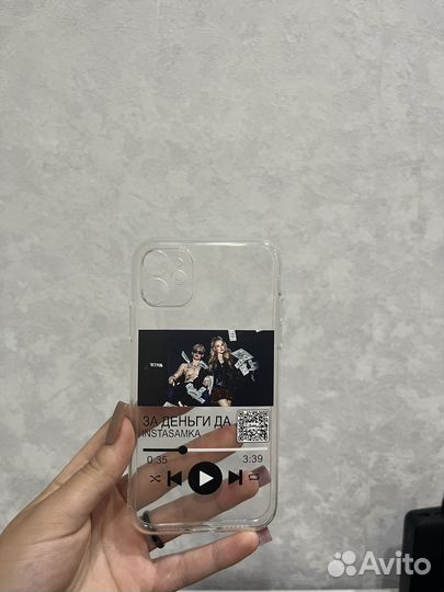 Чехол на iPhone 11