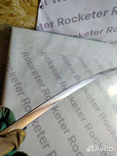 Молдинг рамки двери передний левый Nissan Fuga