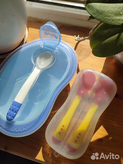 Тарелка и ложки для кормления